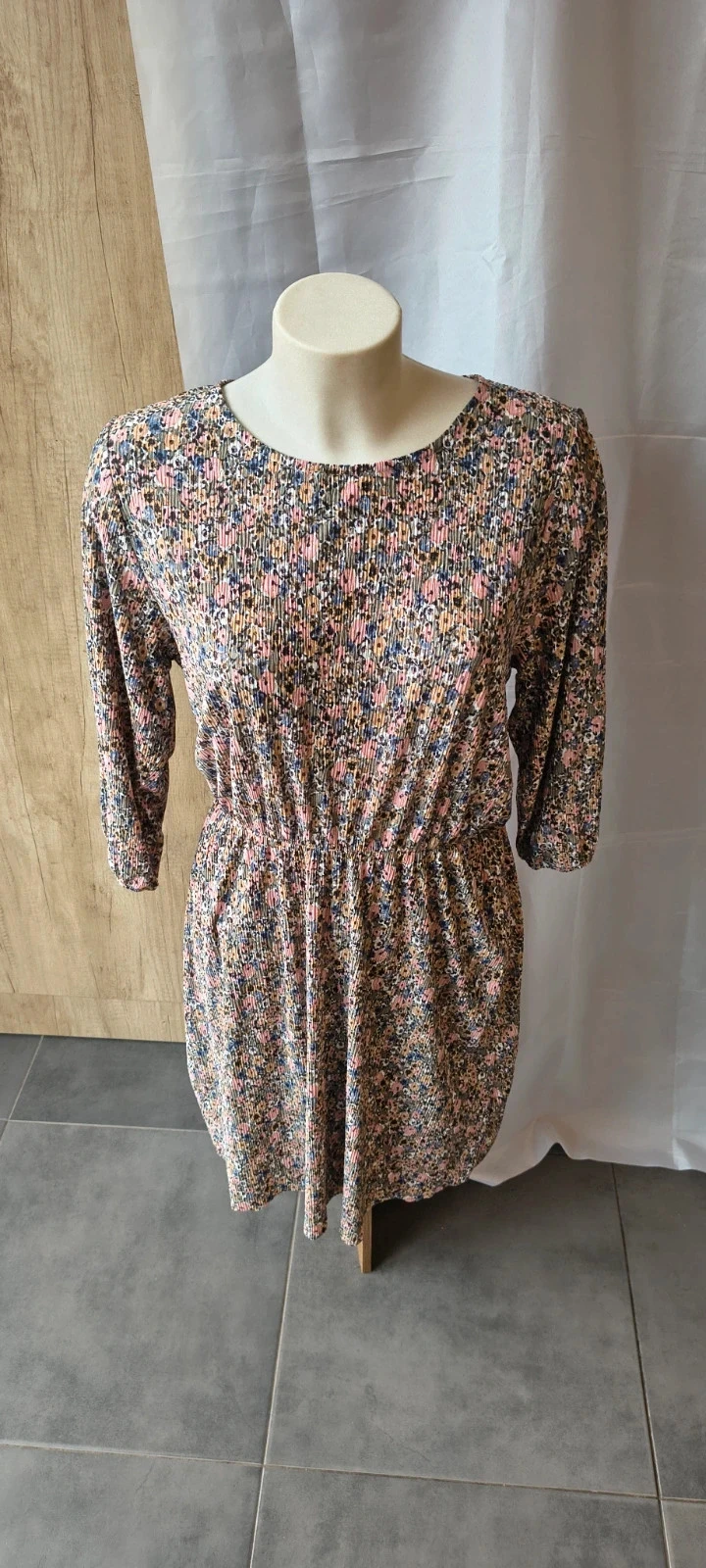 Elegante bloemenjurk M (38/40) | Herfstkleuren | Comfortabele pasvorm |#286